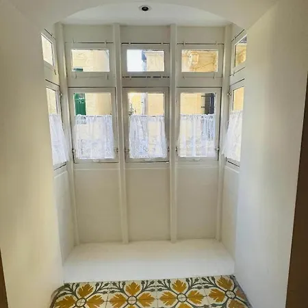 - Saint Ursula Maisonette