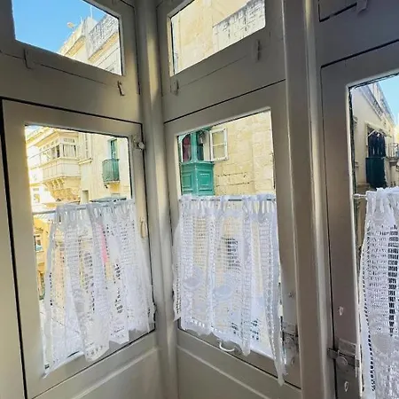 - Saint Ursula Maisonette * La Valletta